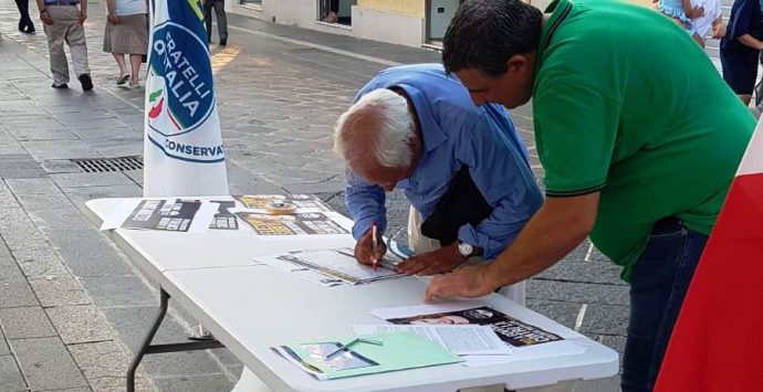 Crisi di governo, Fratelli d’Italia si mobilita anche a Vibo: «Si vada subito al voto»