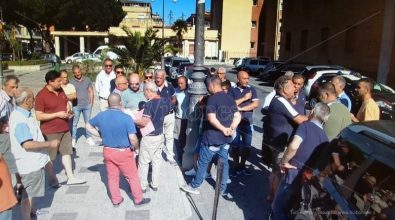 Piscopio ancora senz’acqua, la protesta si sposta in Municipio – Video