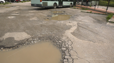 Il terminal bus di Vibo “bombardato” e in completo abbandono – Video