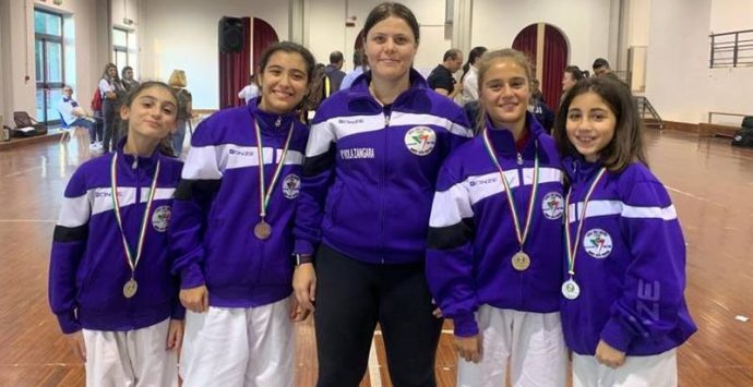 Karate, nuova incetta di medaglie per la Virtus Vibo