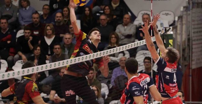 Superlega, primo punto per la Tonno Callipo: sconfitta al tie-break a Piacenza – Video