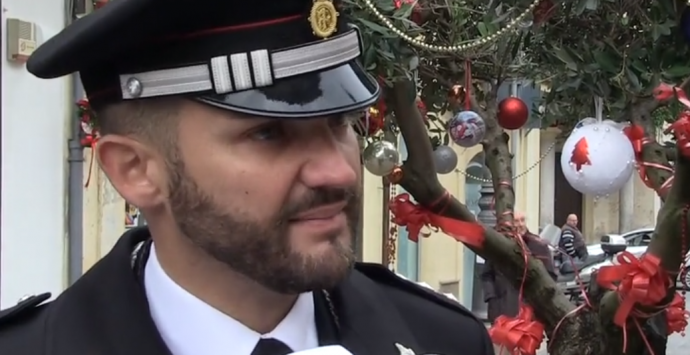 Vibo, gli arresti dei Carabinieri e la “rivoluzione delle stelle di Natale” – Video