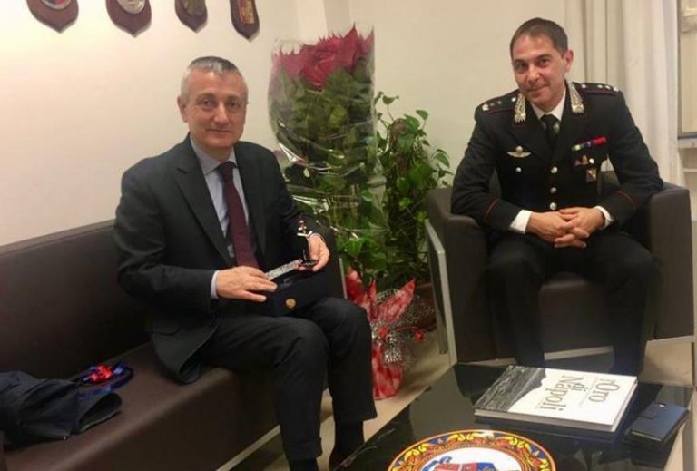 Prefetto Vibo su blitz carabinieri: “Cittadini scelgano da che parte stare”