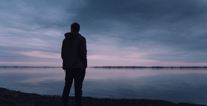 Elogio alla solitudine dello sguardo, a Vibo la presentazione del libro di Michele Tarzia