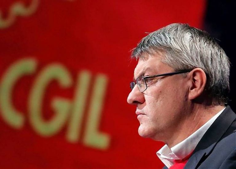 Maurizio Landini a Vibo per l’assemblea regionale della Cgil