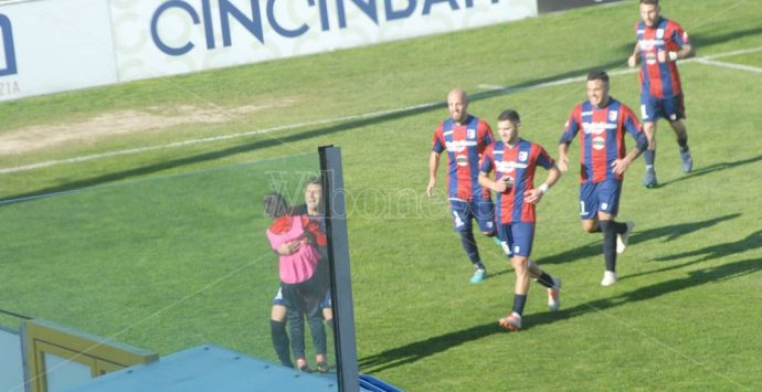 Vibonese, il ritorno al gol di Bubas e l’abbraccio con il piccolo Santiago – Video