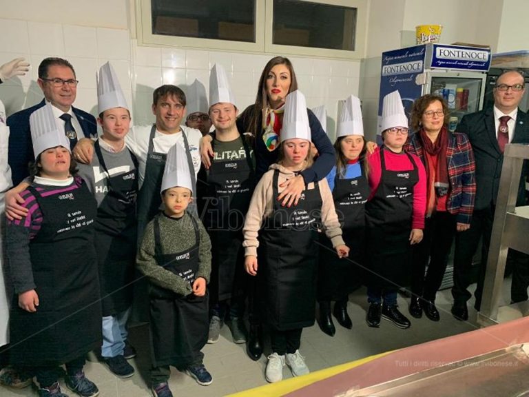 I ragazzi con sindrome di down chef stellati per una notte – Foto/Video