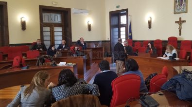 Vibo, Commissione lavori pubblici senza vicepresidente: l’opposizione sbotta