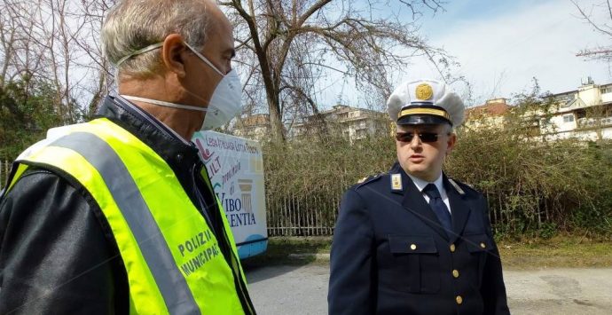 Storie di ordinaria incoscienza: dagli incontri al parco alle corsette – Video