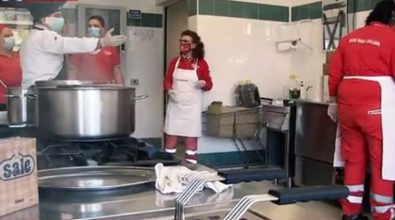 Vibonese calcio e chef stellati insieme per le famiglie bisognose – Video