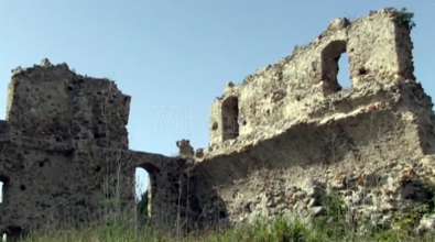 Castello di Bivona, l’operazione pulizia e il rischio di un nuovo oblio – Video