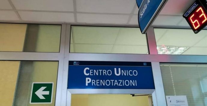 Urgono esami per 83enne cardiopatica: il Cup non risponde