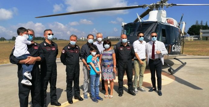 In volo con i Carabinieri di Vibo: si realizza il sogno dei piccoli Antonio e Alessandro – Video