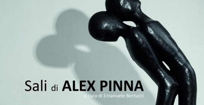 Porto di Tropea, le opere di Alex Pinna invadono i pontili