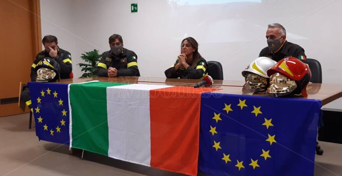 Vigili del fuoco, Alessandra Rilievi si insedia alla guida del Comando di Vibo – Video