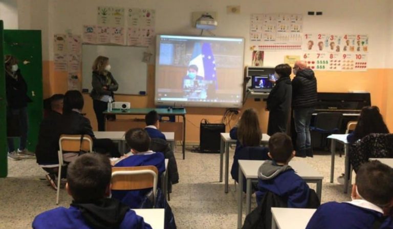 Covid 19, sospetta positività per due alunni della scuola primaria De Maria di Vibo Marina