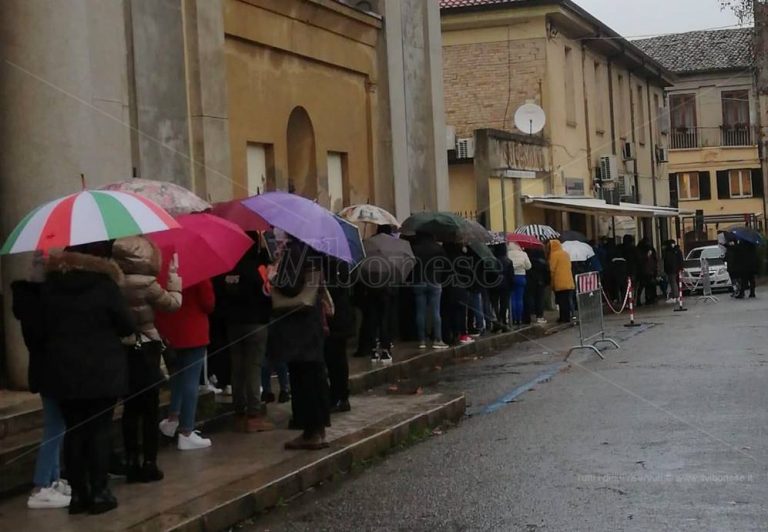 Rientro a scuola a Vibo, dallo screening emerge un altro caso positivo