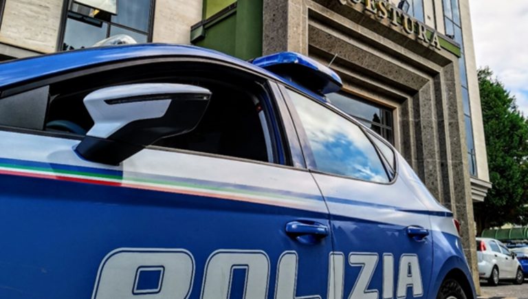 ‘Ndrangheta: muore a Vibo esponente di spicco del clan Lo Bianco, la Questura vieta i funerali pubblici
