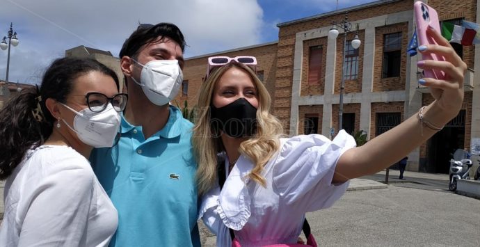 Così l’influencer vibonese da 800mila followers racconta la Calabria su Tik Tok -Video