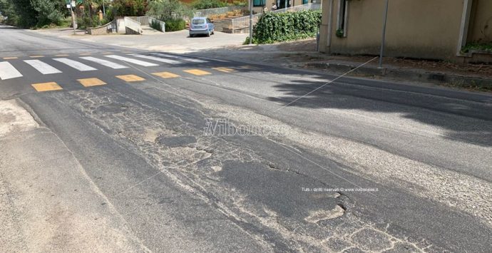 Quelle strade della vergogna nel Vibonese che frenano l’economia di un intero territorio – Video/foto