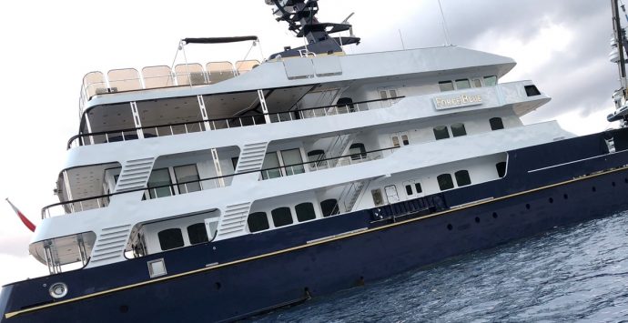 Vibo Marina, in porto il megayacht Force Blue dell’ex patron della F1 Ecclestone