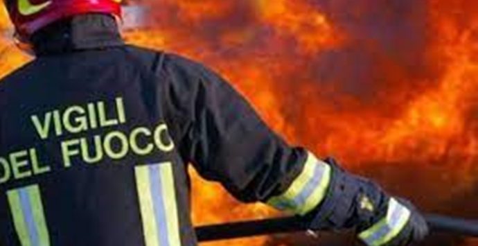 Attentato incendiario in cantiere edile a San Calogero, la condanna della Cgil