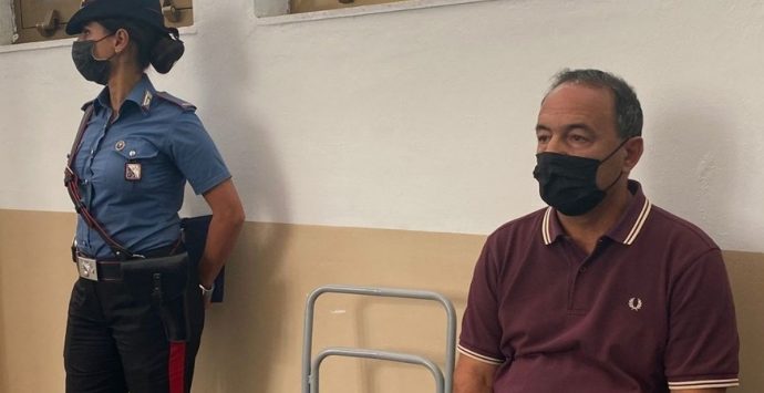 Mimmo Lucano condannato dal Tribunale di Locri a 13 anni e due mesi