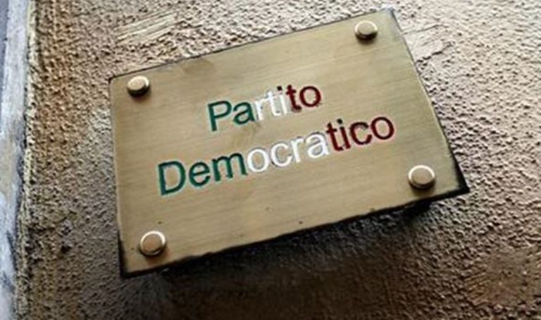 Critiche al segretario provinciale del Pd, il sindaco di Vallelonga si “smarca”