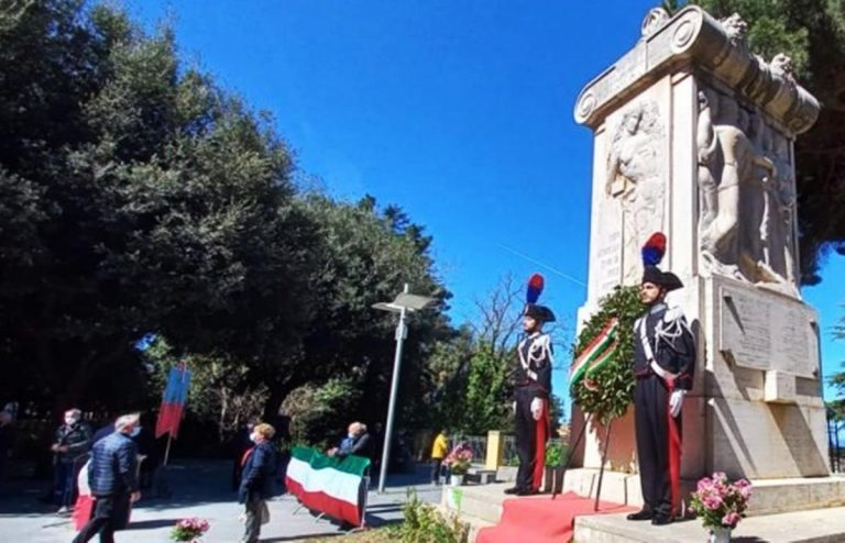 Festa della Liberazione a Vibo: l’omaggio ai caduti ed ai partigiani