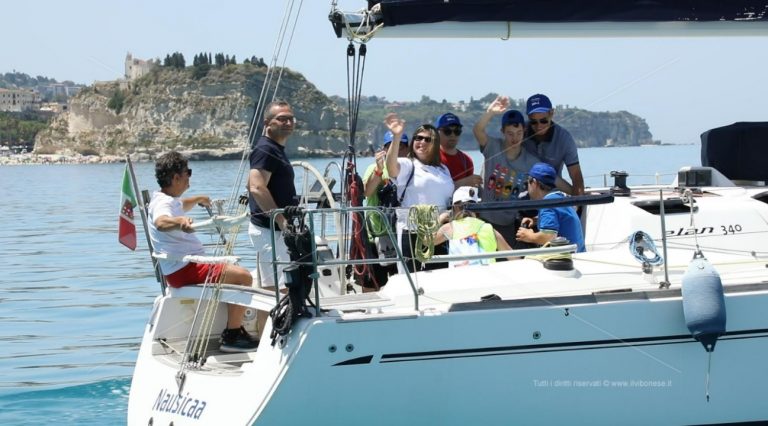 Oltre la disabilità, a Tropea ragazzi speciali protagonisti del Vela day -Video