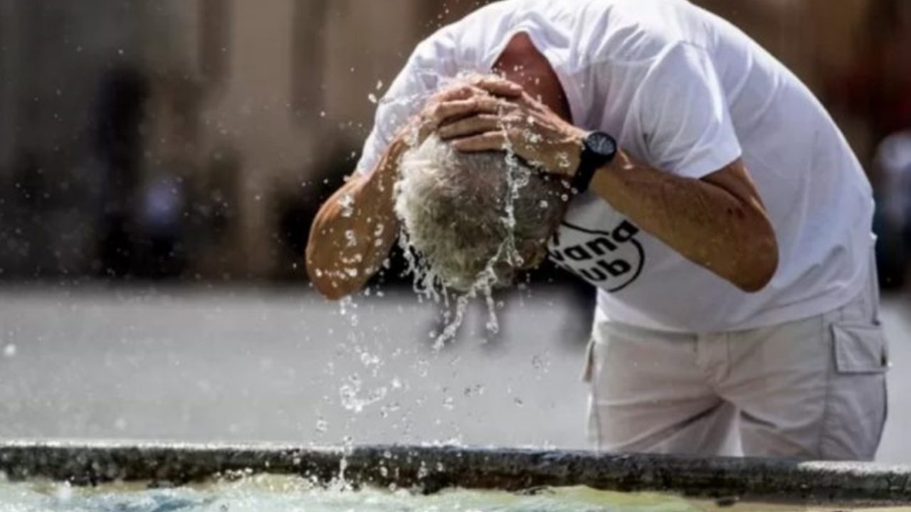 Caldo record a Tropea le temperature percepite sfioreranno i 46 gradi