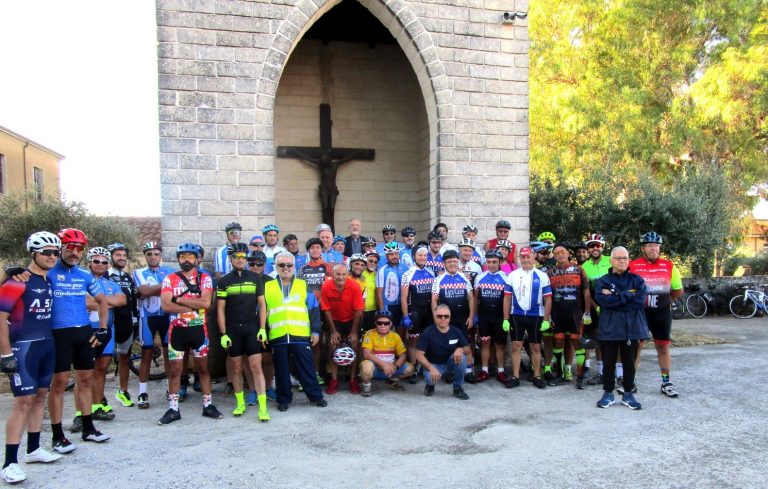 Mileto, successo per il bici pellegrinaggio alla Madonna della Catena di Dinami