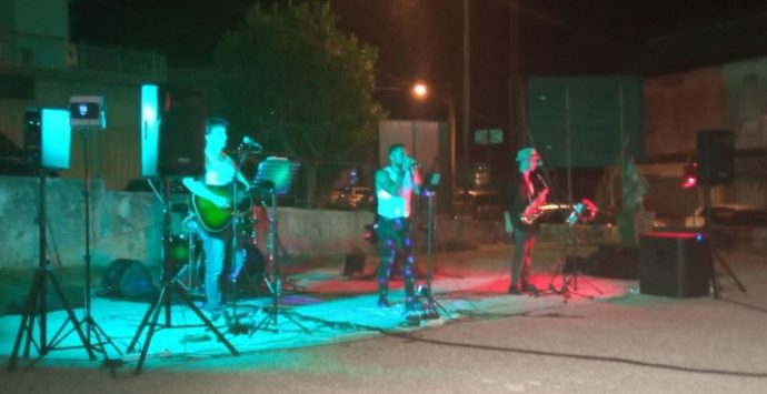 Ionadi, successo per la serata solidale a supporto di Aism e NaF