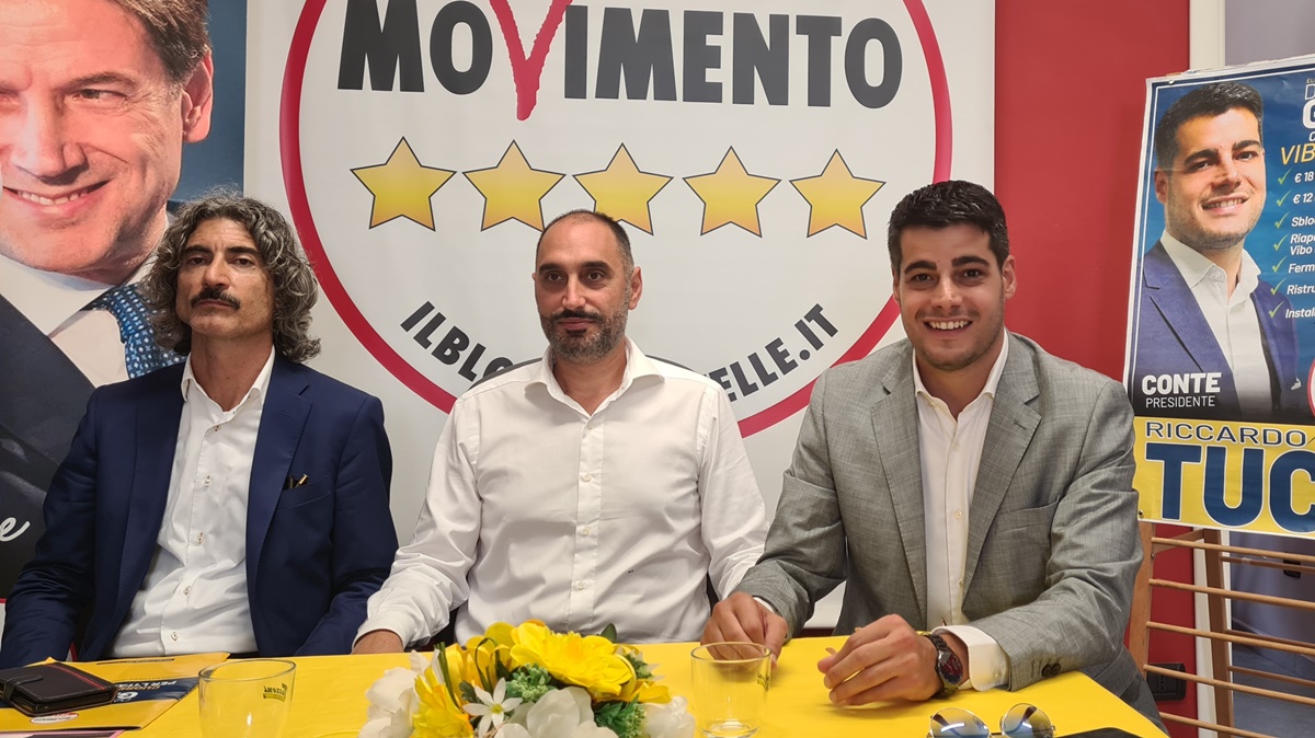 Vibo Tucci M5S presenta la candidatura Nel centrodestra non