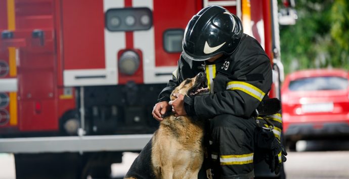 Settimana della Protezione civile, i Vigili del fuoco di Vibo aprono le porte ai cittadini e agli studenti