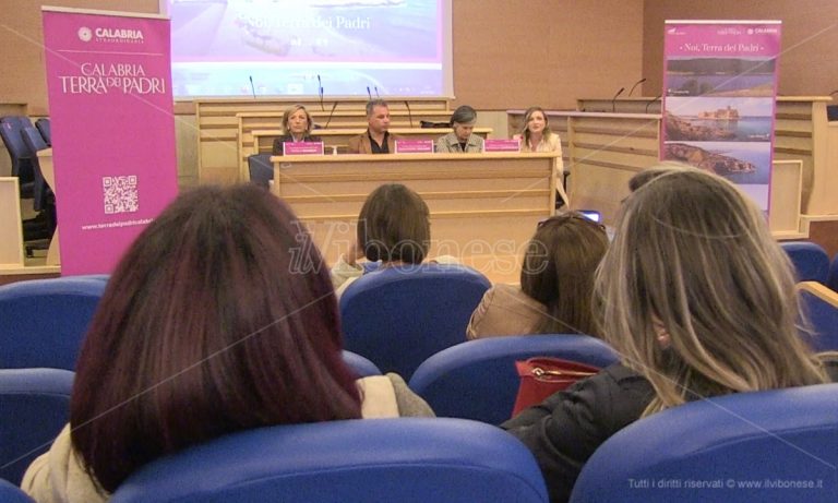 A Vibo presentato il progetto «Calabria, terra dei padri» per incentivare il turismo di ritorno – Video