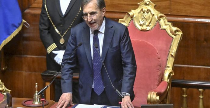 Ignazio La Russa eletto presidente del Senato ma senza i voti di Forza Italia