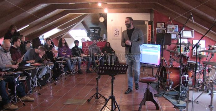 Drum Day Calabria: sold out a Vibo Valentia per la masterclass di batteria – Video