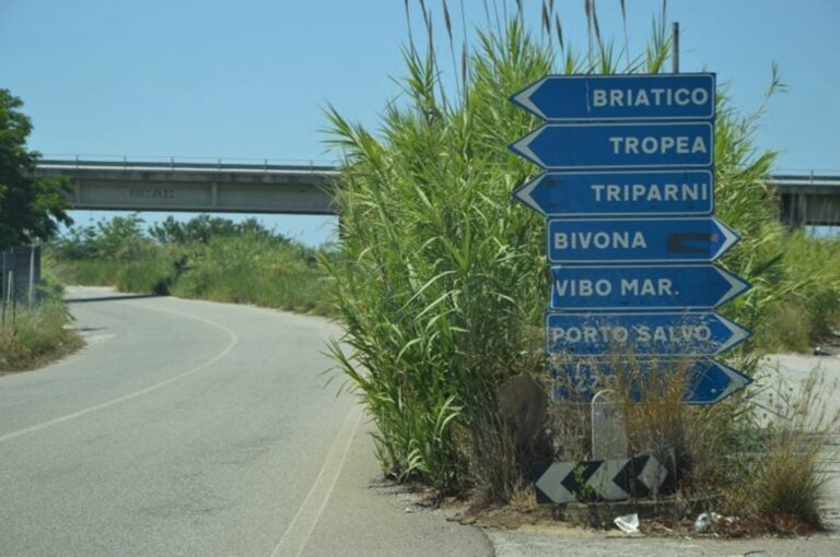 Strada del mare e accessi per Bivona, Stefano Soriano denuncia lo stato di totale abbandono