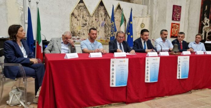 Tropea, il Rotary chiude l’anno sociale con un dibattito sulla “Fusione degli enti locali”