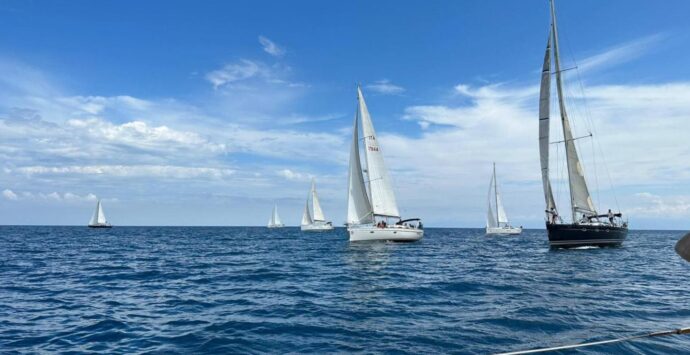 La vela d’altura conquista le Eolie: successo per la nona edizione della Cyclops route