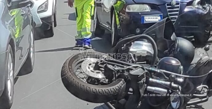 Incidente stradale a Pizzo, ferito un motociclista