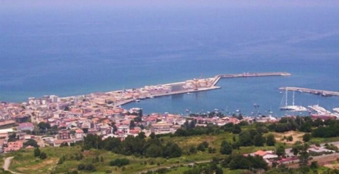 Traffico a Vibo Marina, ordinanza di divieto di transito per i mezzi pesanti