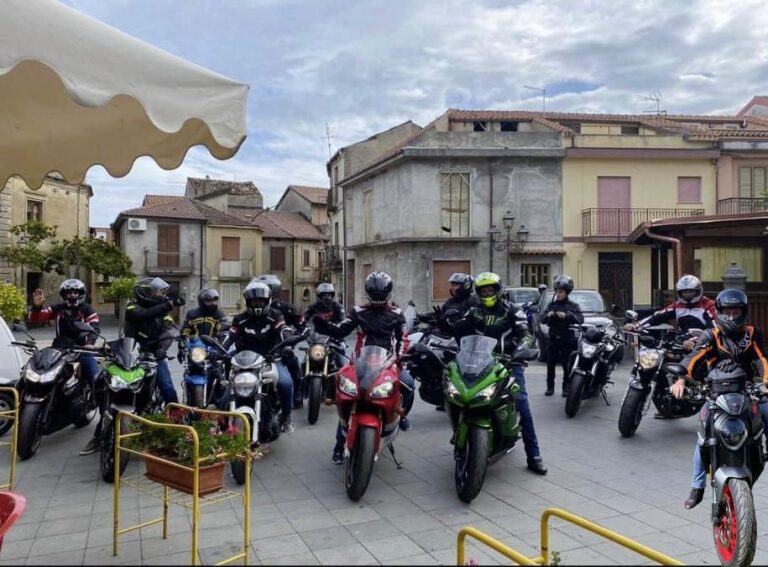 La Vazzano Bikers Asd Moto Club organizza un emozionante giro panoramico nelle Serre