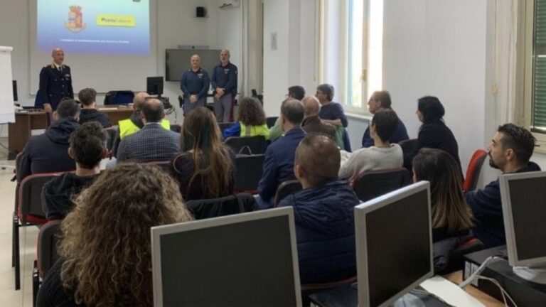 A Vibo il corso sulla sicurezza stradale della Polizia ai dipendenti di Poste Italiane