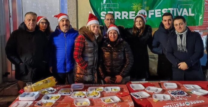 Serra, successo per l’Aperì Christmas promosso dall’associazione “Condivisioni”