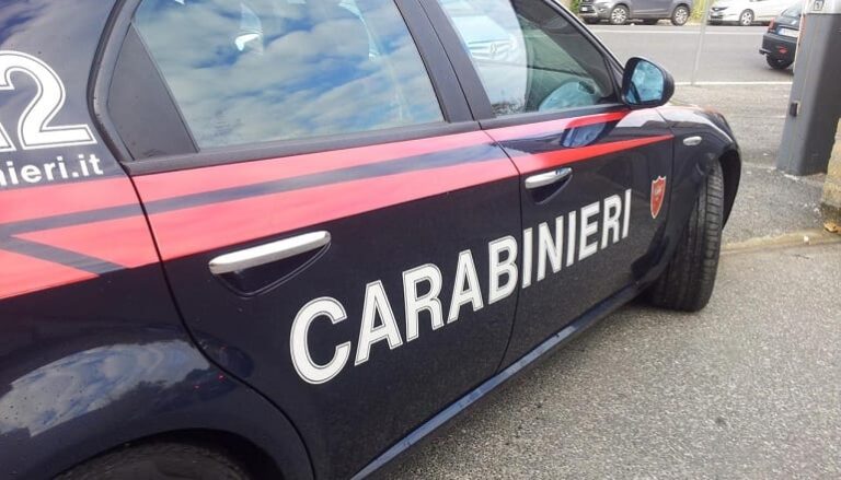 Bruciata l’auto di un parroco in Calabria