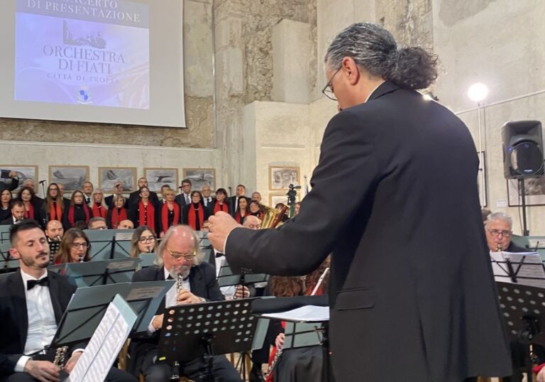 Standing ovation per l’esibizione dell’Orchestra di Fiati di Tropea