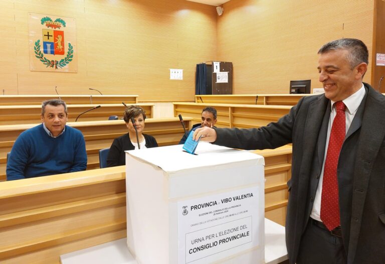 Elezione del Consiglio provinciale di Vibo: i votanti e l’affluenza alle urne – Video