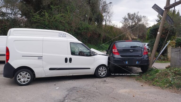 Incidente a San Costantino Calabro, due i feriti